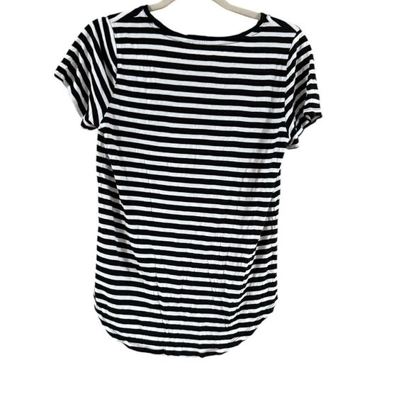 Gap Blue and White Striped Tee Size Medium - Picture 9 of 9